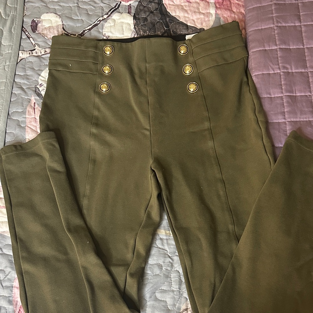 High-Waist Olive Button-Front Women's Leggings